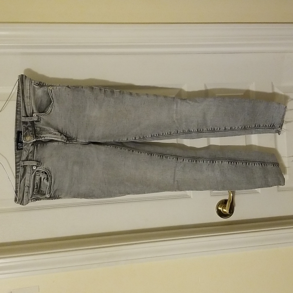 Gap Jean's